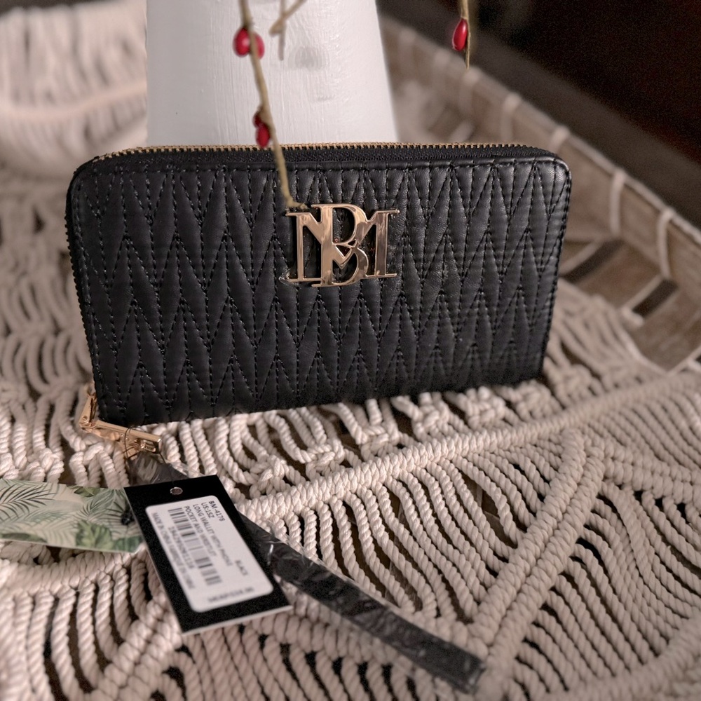 BADGLEY MISCHKA WRISTLET NWT